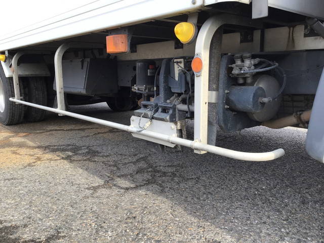 日野レンジャー冷凍車（冷蔵車）中型（4t）[写真21]