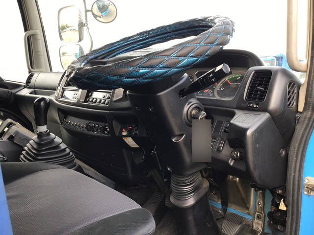 日野レンジャー冷凍車（冷蔵車）中型（4t）[写真32]