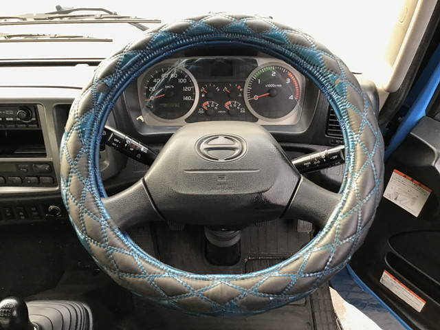 日野レンジャー冷凍車（冷蔵車）中型（4t）[写真33]