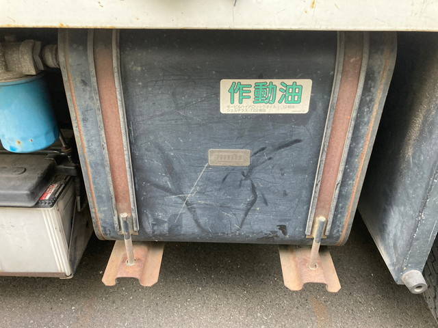 いすゞエルフ高所作業車小型（2t・3t）[写真24]