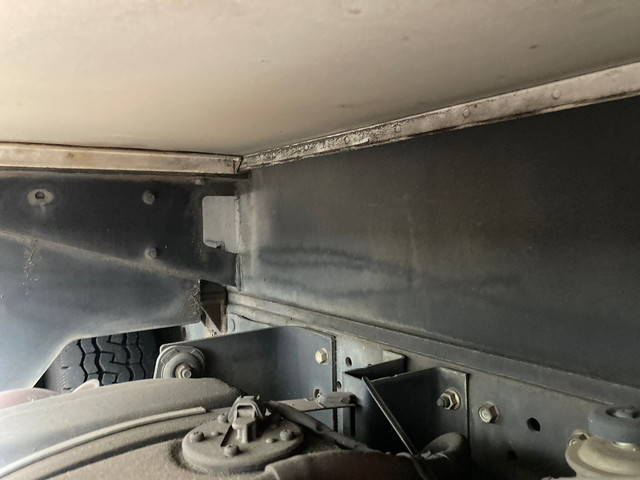 いすゞエルフ高所作業車小型（2t・3t）[写真26]