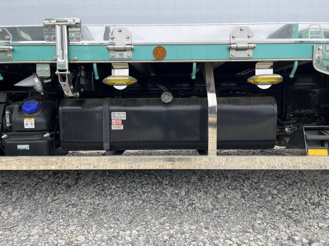 いすゞエルフアルミブロック小型（2t・3t）[写真20]