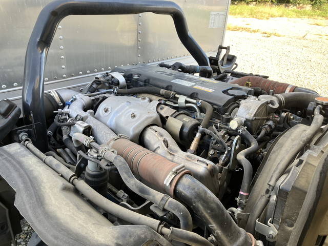 いすゞエルフアルミバン小型（2t・3t）[写真25]