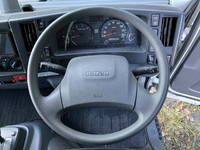 いすゞエルフアルミバン小型（2t・3t）[写真28]