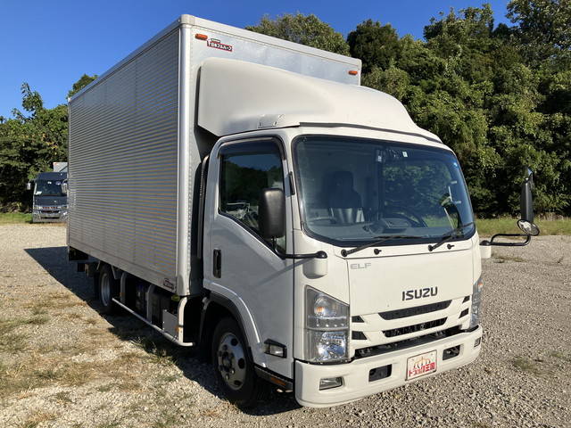いすゞエルフアルミバン小型（2t・3t）[写真03]