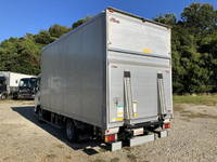 いすゞエルフアルミバン小型（2t・3t）[写真04]