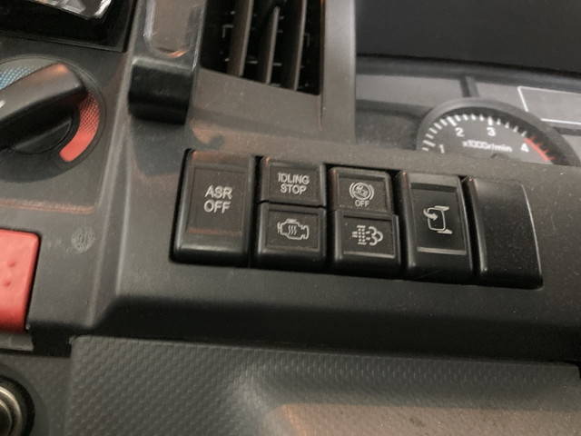 いすゞエルフクレーン付小型（2t・3t）[写真24]