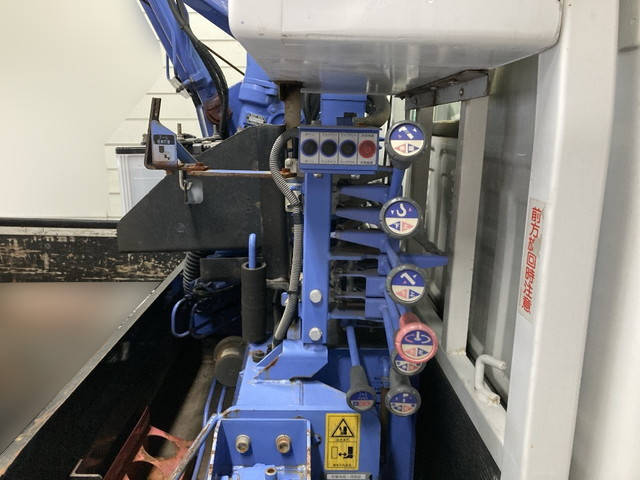 いすゞエルフクレーン付小型（2t・3t）[写真09]