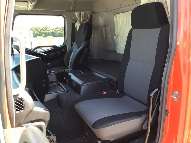 日野プロフィアアルミウイング大型（10t）[写真29]