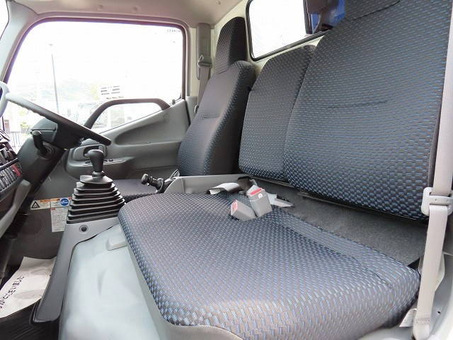 日野デュトロクレーン4段小型（2t・3t）[写真11]