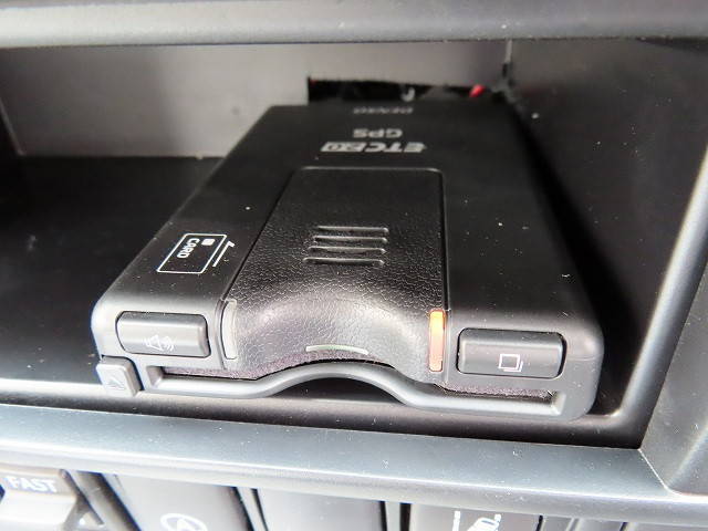 日野デュトロクレーン4段小型（2t・3t）[写真18]