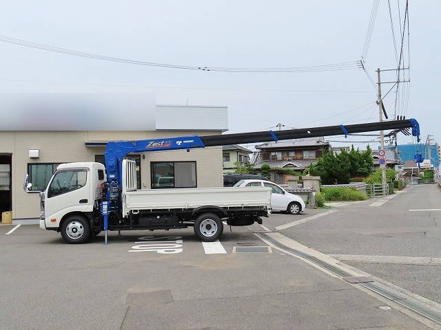 日野デュトロクレーン4段小型（2t・3t）[写真09]