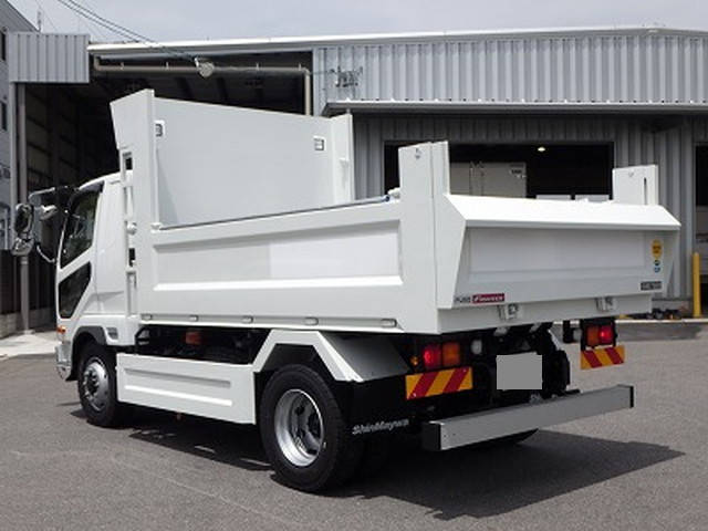 三菱ふそうファイターダンプ増トン（6t・8t）[写真02]