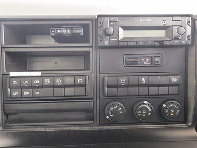 三菱ふそうファイターダンプ増トン（6t・8t）[写真21]