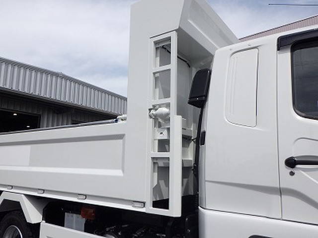 三菱ふそうファイターダンプ増トン（6t・8t）[写真09]