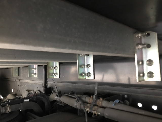 いすゞエルフアルミバン小型（2t・3t）[写真21]