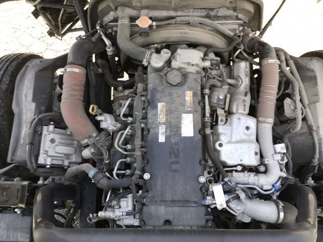 いすゞエルフアルミバン小型（2t・3t）[写真25]