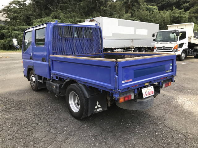 三菱ふそうキャンターガッツダブルキャブ（Wキャブ）小型（2t・3t）[写真04]
