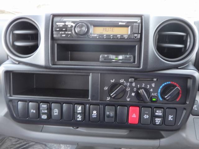 日野デュトロクレーン4段小型（2t・3t）[写真22]