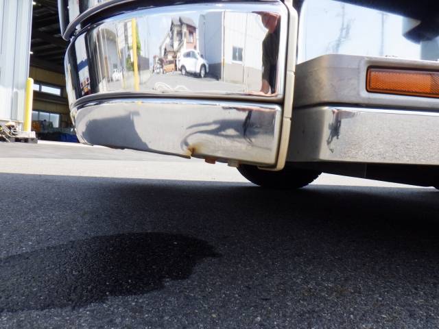 三菱ふそうスーパーグレートアルミウイング大型（10t）[写真11]