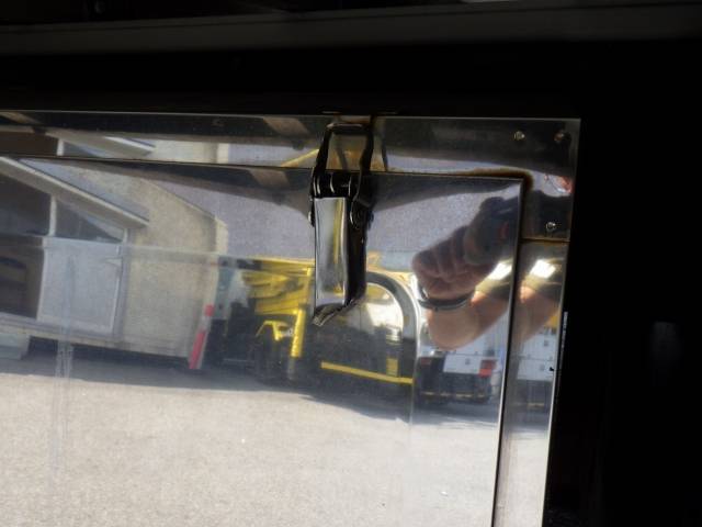 三菱ふそうスーパーグレートアルミウイング大型（10t）[写真22]