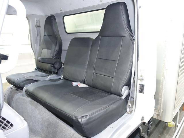 三菱ふそうキャンターアルミバン小型（2t・3t）[写真27]