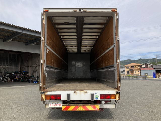 UDトラックスクオンアルミウイング大型（10t）[写真13]