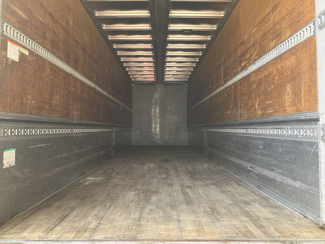 UDトラックスクオンアルミウイング大型（10t）[写真14]