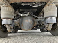 UDトラックスクオンアルミウイング大型（10t）[写真24]