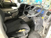 UDトラックスクオンアルミウイング大型（10t）[写真31]