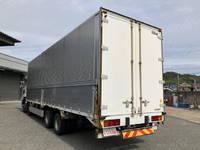 UDトラックスクオンアルミウイング大型（10t）[写真04]