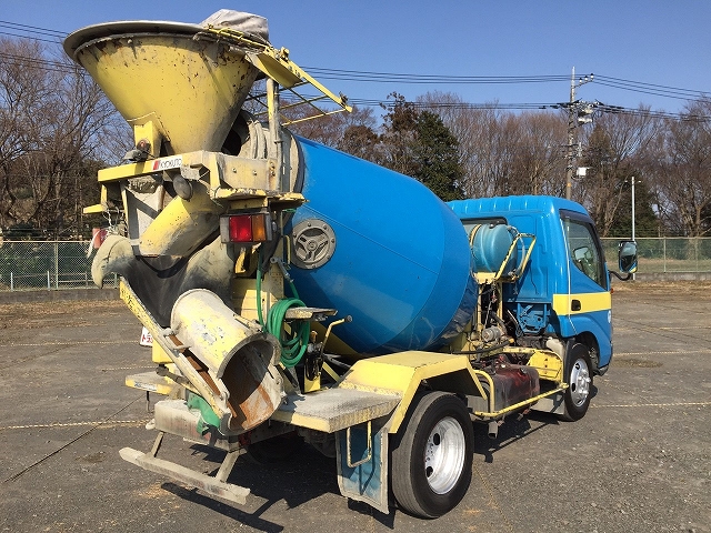 日野デュトロミキサー車（コンクリートミキサー）小型（2t・3t）[写真02]