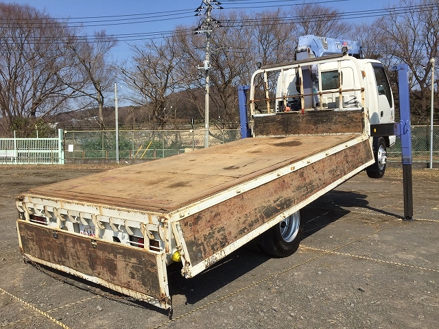 いすゞエルフセルフクレーン3段小型（2t・3t）[写真02]