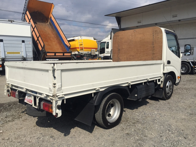 トヨタダイナ平ボディ小型（2t・3t）[写真02]