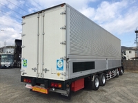 日野プロフィアアルミウイング大型（10t）[写真02]