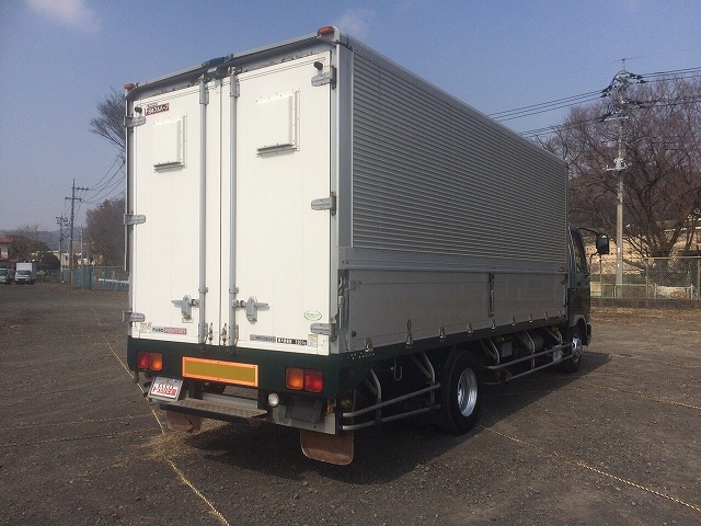 三菱ふそうファイターアルミウイング中型（4t）[写真02]