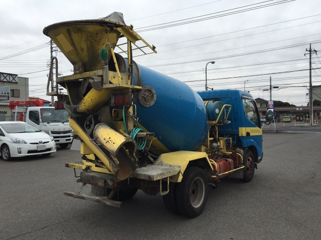 日野デュトロミキサー車（コンクリートミキサー）小型（2t・3t）[写真02]