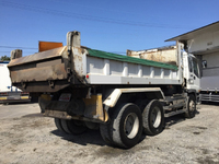 いすゞギガダンプ大型（10t）[写真02]