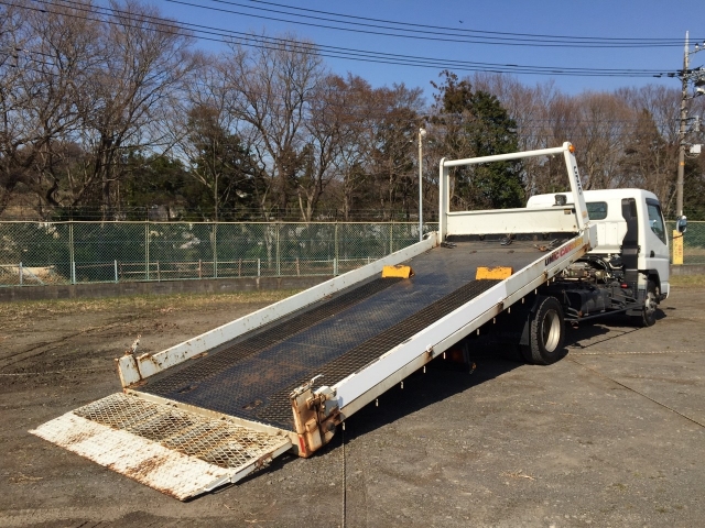 三菱ふそうキャンターセーフティローダー小型（2t・3t）[写真02]