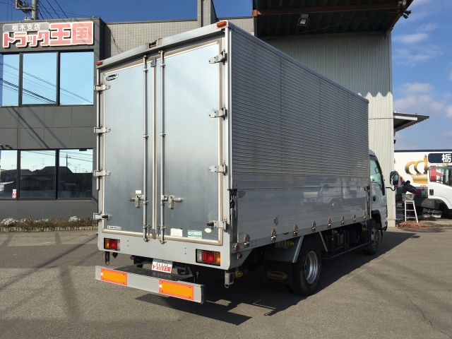 いすゞエルフアルミウイング小型（2t・3t）[写真02]