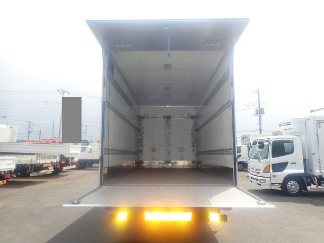 三菱ふそうファイターアルミバン中型（4t）[写真19]