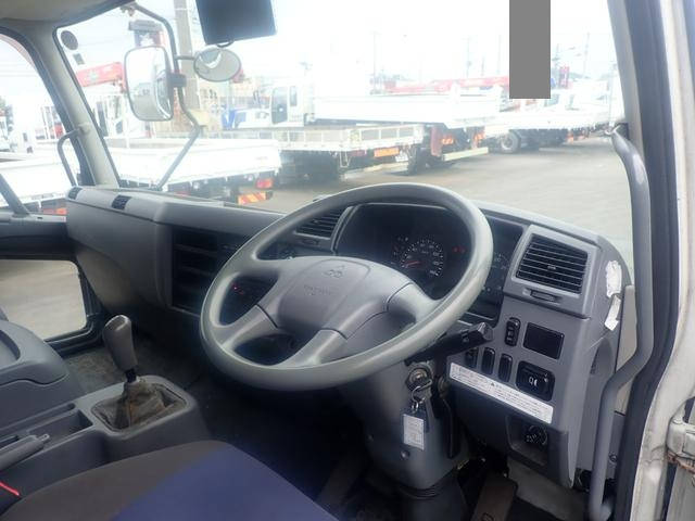 三菱ふそうファイターアルミバン中型（4t）[写真29]