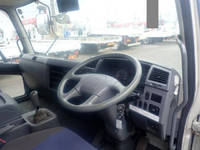 三菱ふそうファイターアルミバン中型（4t）[写真29]