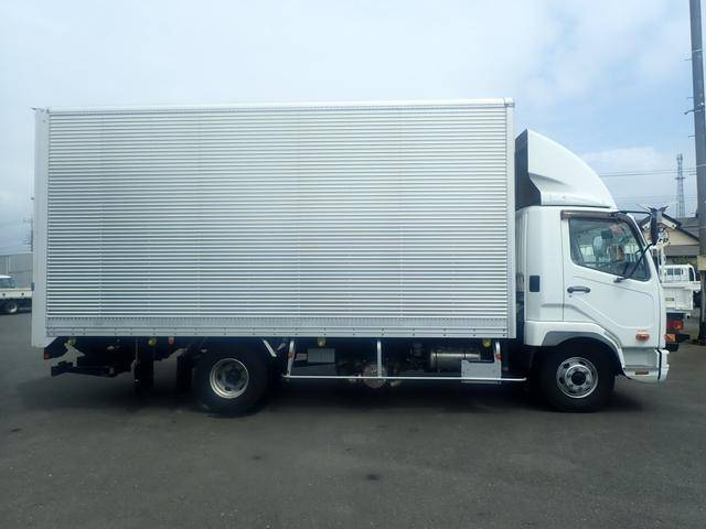 三菱ふそうファイターアルミバン中型（4t）[写真04]