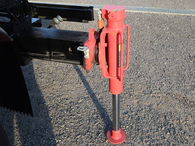 三菱ふそうキャンタークレーン5段小型（2t・3t）[写真16]