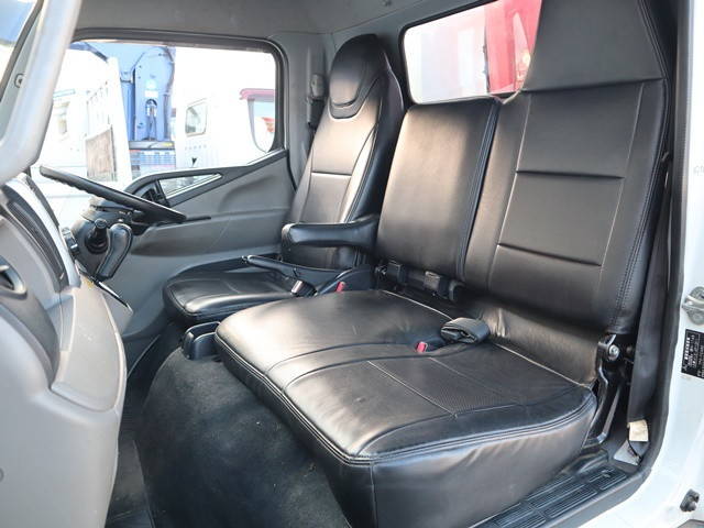 三菱ふそうキャンタークレーン5段小型（2t・3t）[写真29]