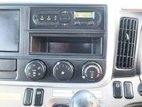 三菱ふそうキャンタークレーン5段小型（2t・3t）[写真32]