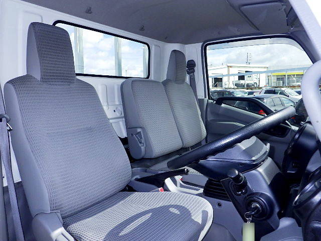 トヨタダイナ平ボディ小型（2t・3t）[写真27]