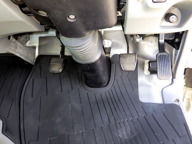 トヨタダイナ平ボディ小型（2t・3t）[写真28]