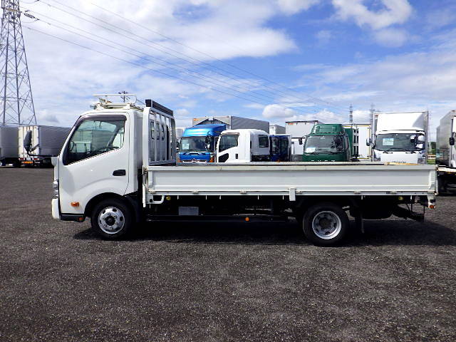 トヨタダイナ平ボディ小型（2t・3t）[写真04]